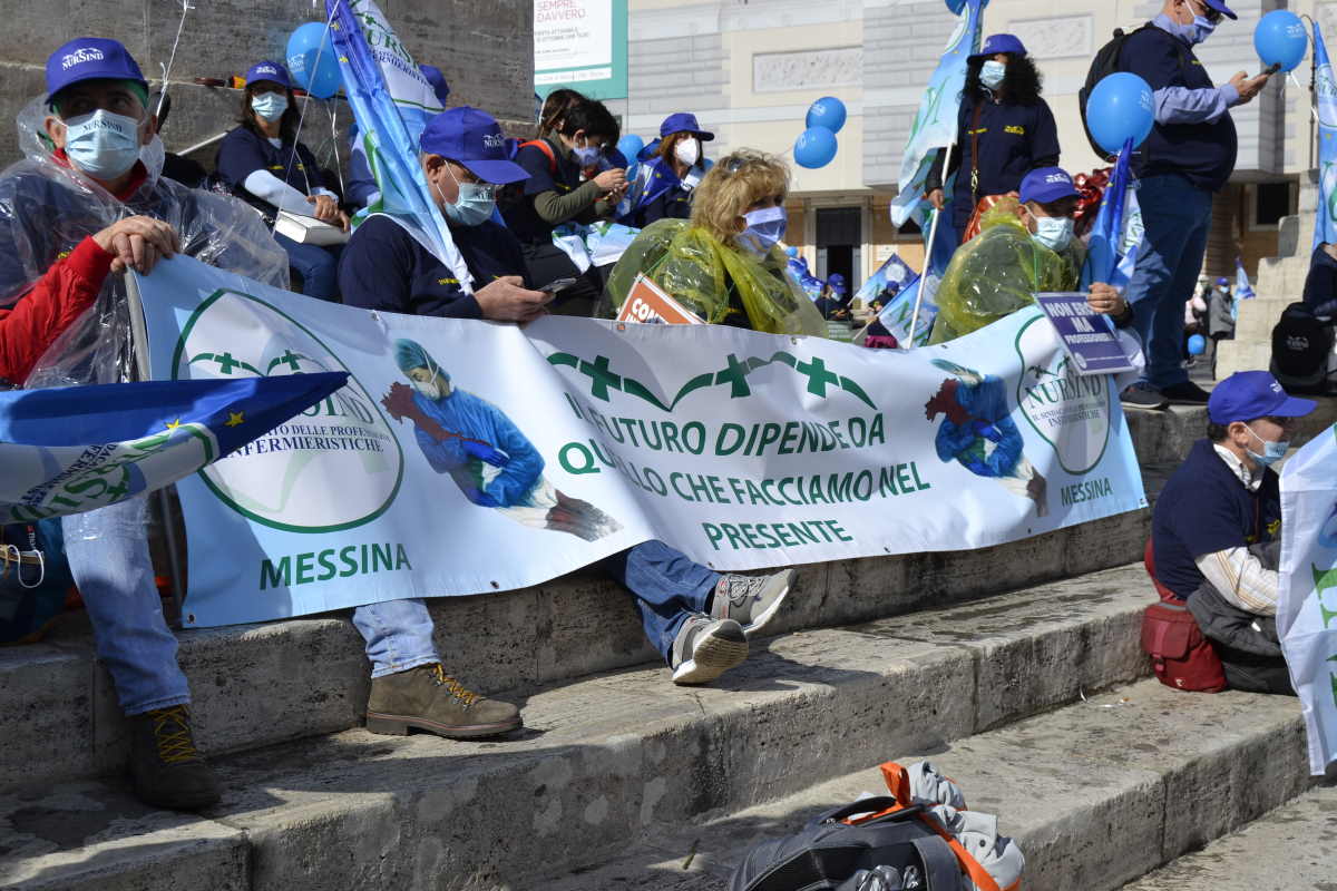 10 nursind 15 ottobre