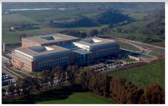 foto universita corso ecm