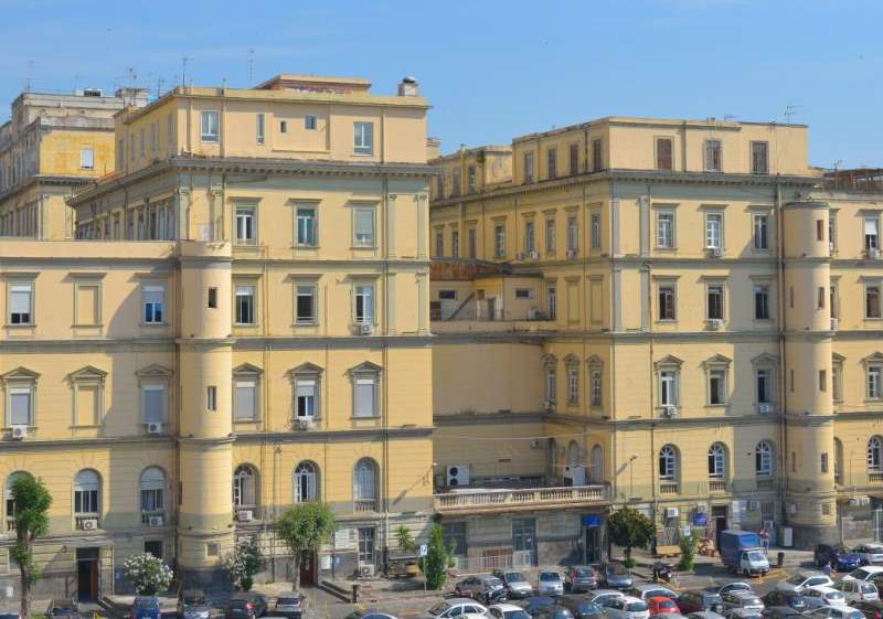 policlinico napoli