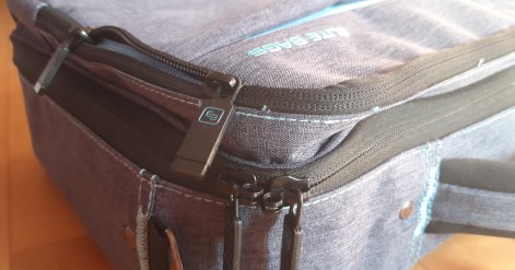 zip dettagli borsa infermiere